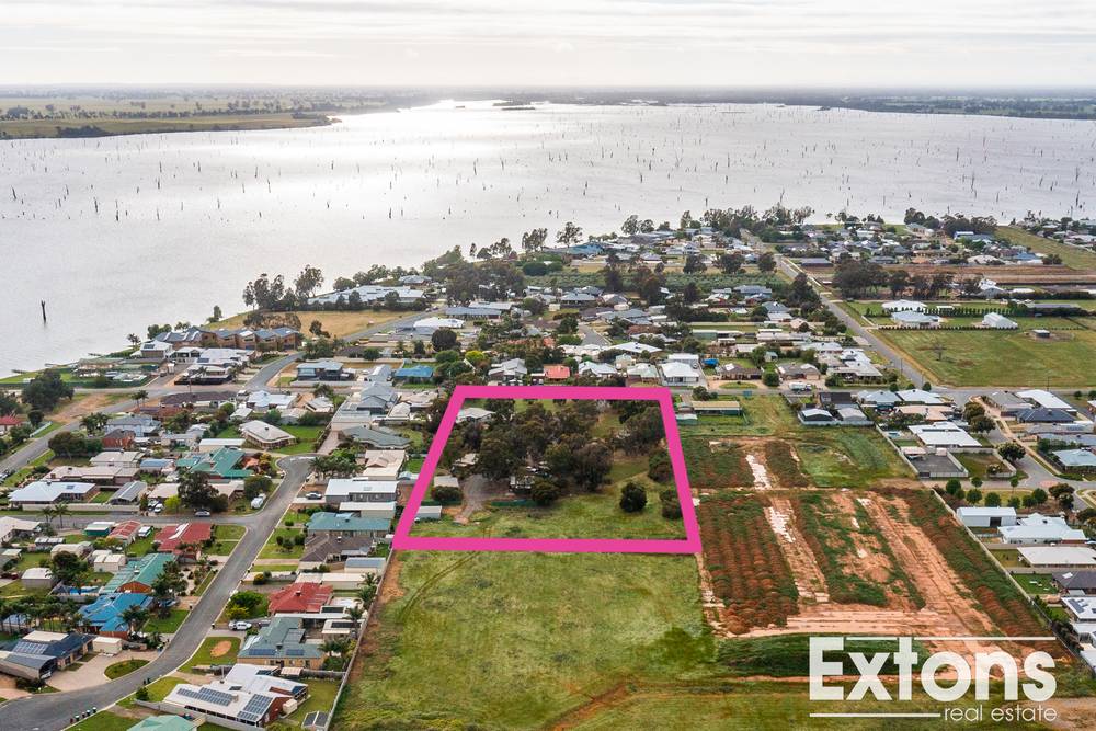 11 Hogans Road, YARRAWONGA, VIC 3730