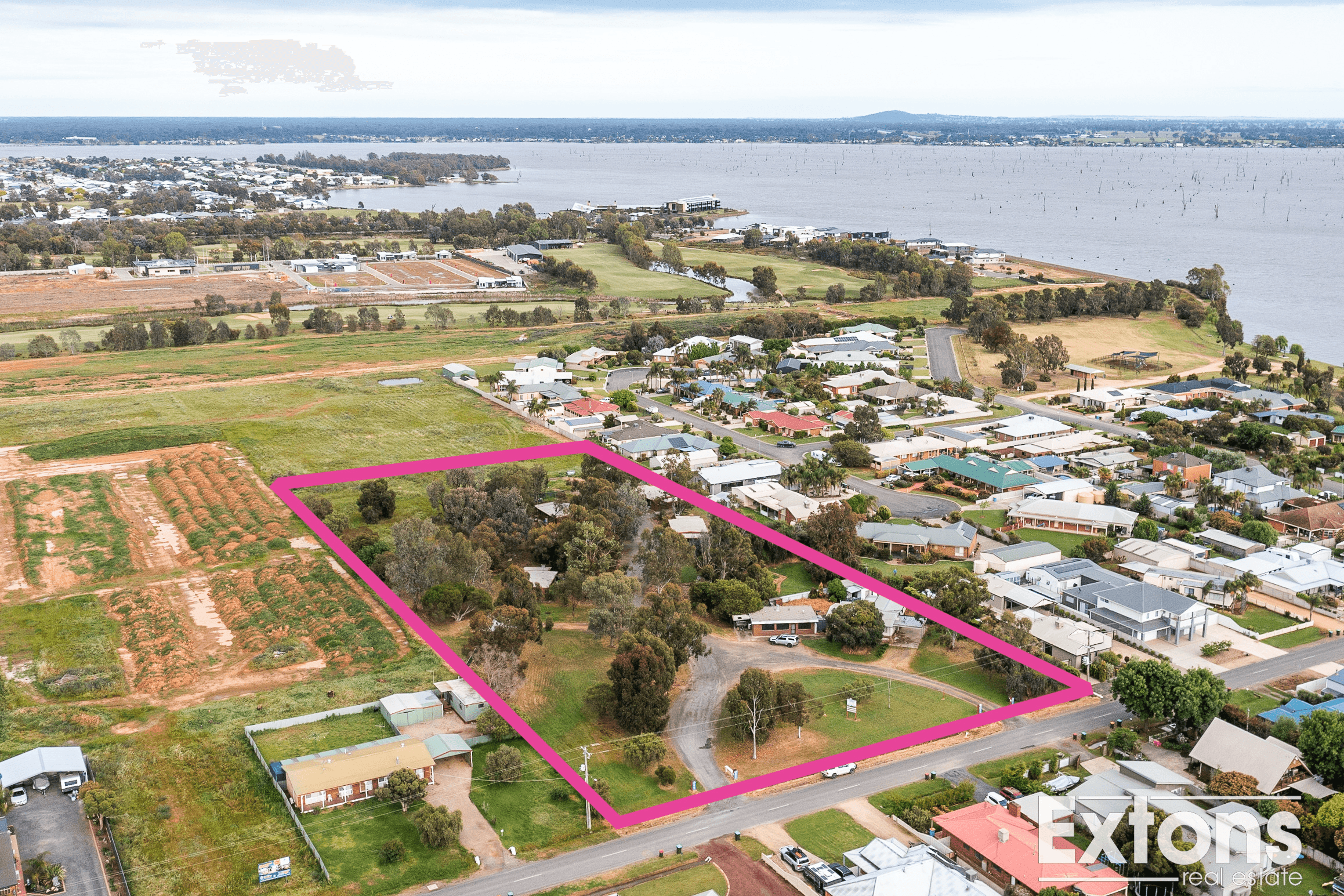 11 Hogans Road, YARRAWONGA, VIC 3730