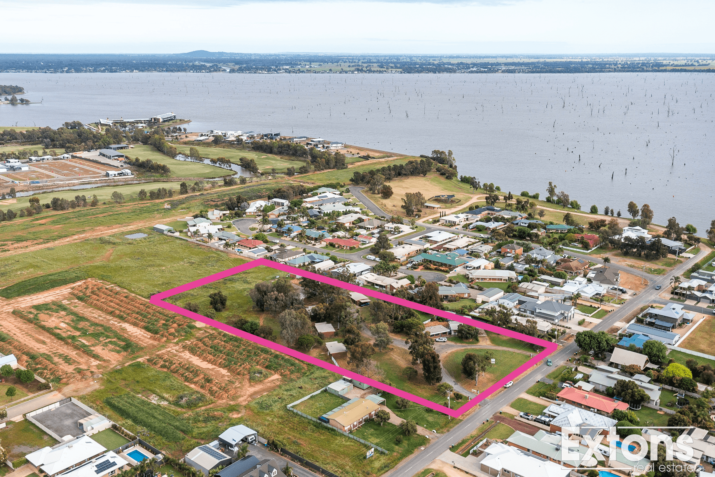 11 Hogans Road, YARRAWONGA, VIC 3730