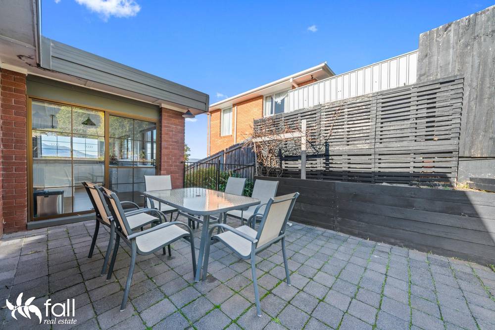 8 Simpson Place, ROSETTA, TAS 7010