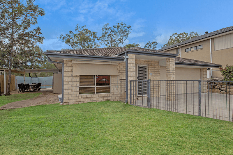 18 Yarwood Cresent, ORMEAU HILLS, QLD 4208