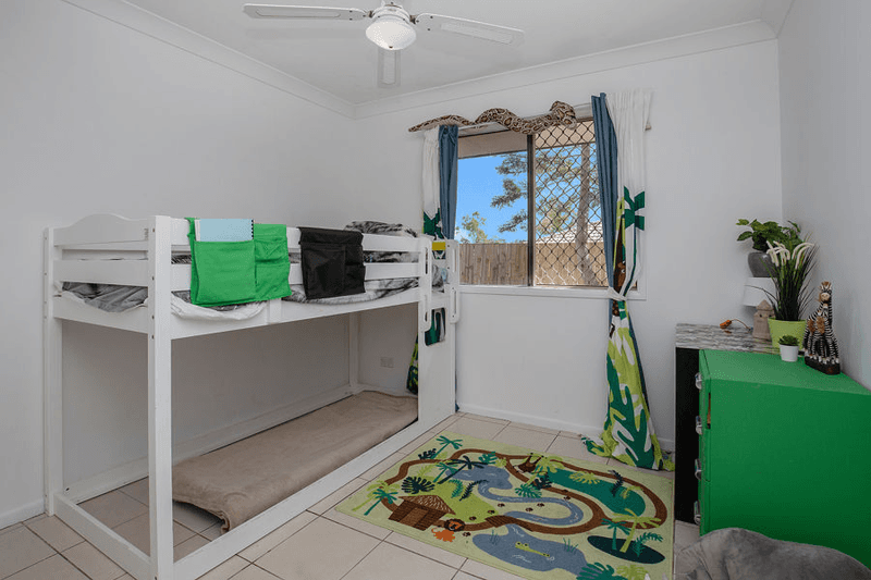 18 Yarwood Cresent, ORMEAU HILLS, QLD 4208