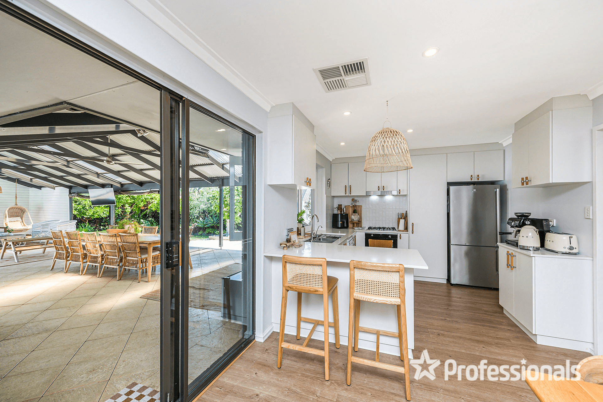 9 Claygate Way, KINGSLEY, WA 6026