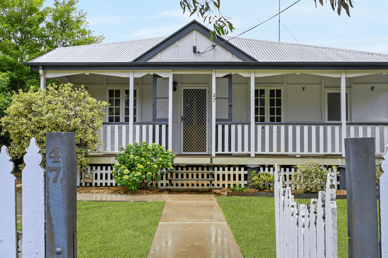 47 Anzac Ave, Newtown, QLD 4350