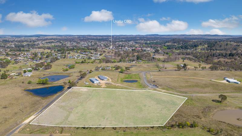 2A Somerset Close, Uralla, NSW 2358