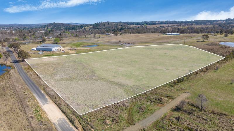 2A Somerset Close, Uralla, NSW 2358