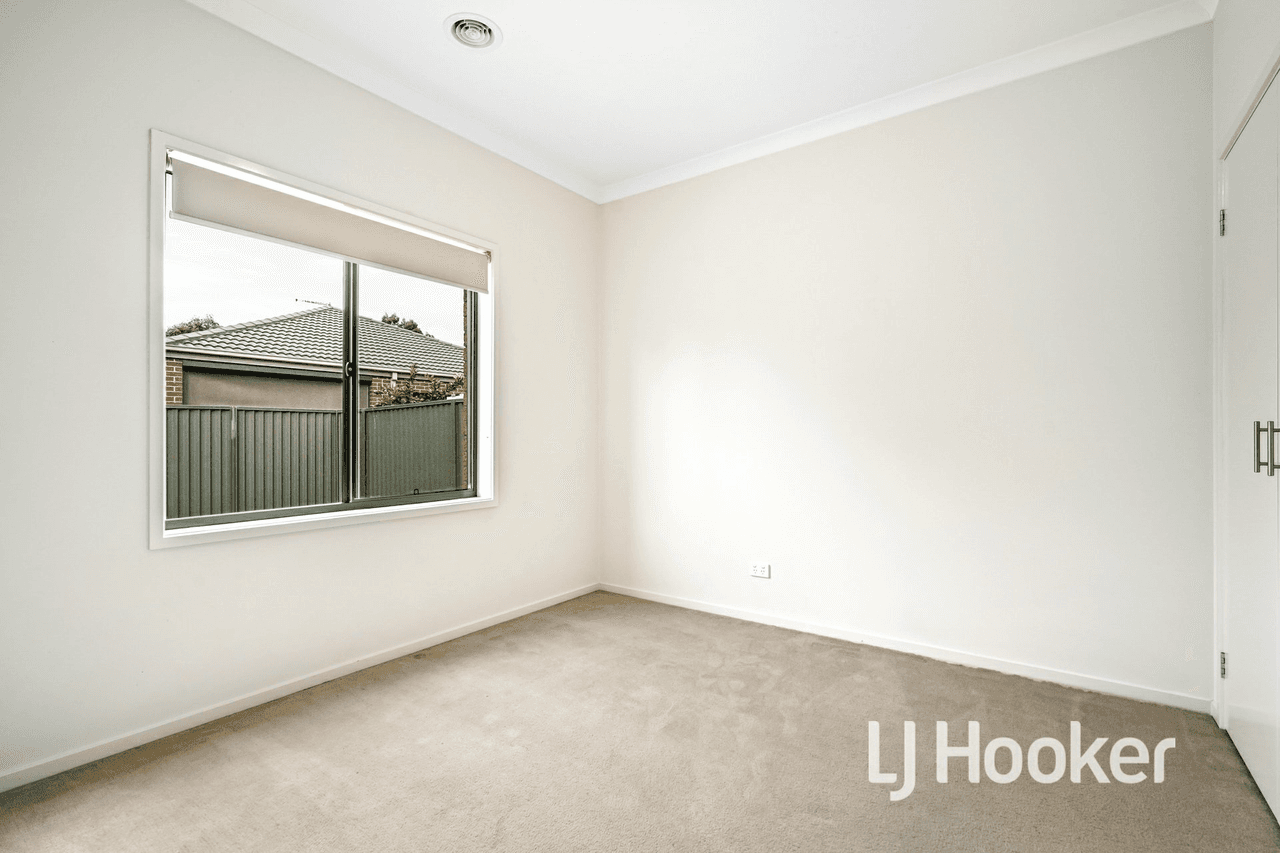 13 Rannoch Street, CRANBOURNE EAST, VIC 3977