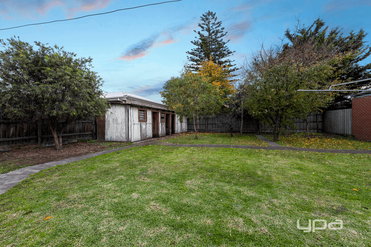 10 Corrigan Avenue, BROOKLYN, VIC 3012