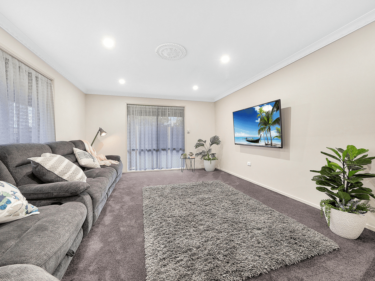 36 Lawless Drive, CRANBOURNE NORTH, VIC 3977