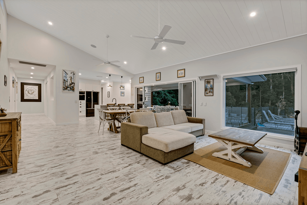 38 Bushland Place, Dulong, QLD 4560