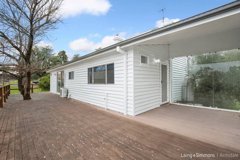 14-18 Kurrawatha Avenue, Armidale, NSW 2350