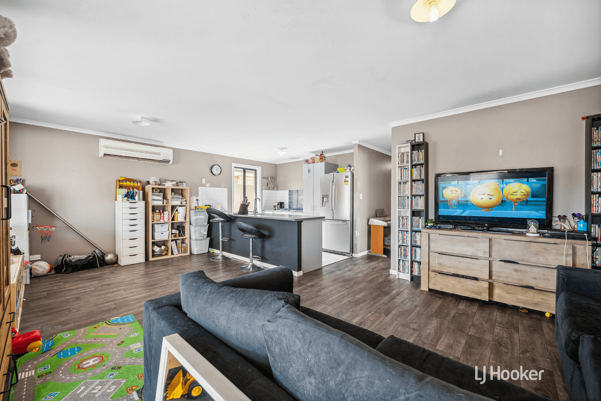 17 Gerald Boulevard, DAVOREN PARK, SA 5113