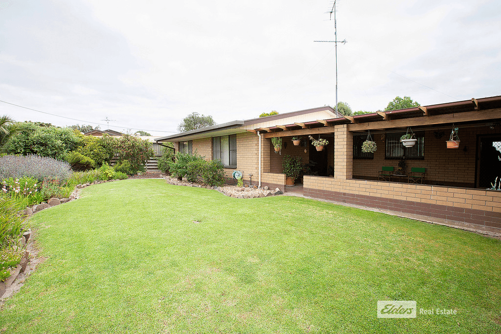 3 FOURTH Avenue, NARACOORTE, SA 5271