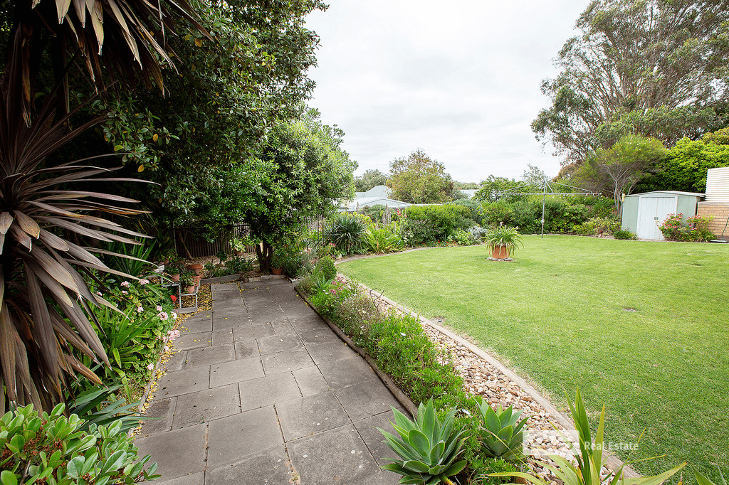 3 FOURTH Avenue, NARACOORTE, SA 5271