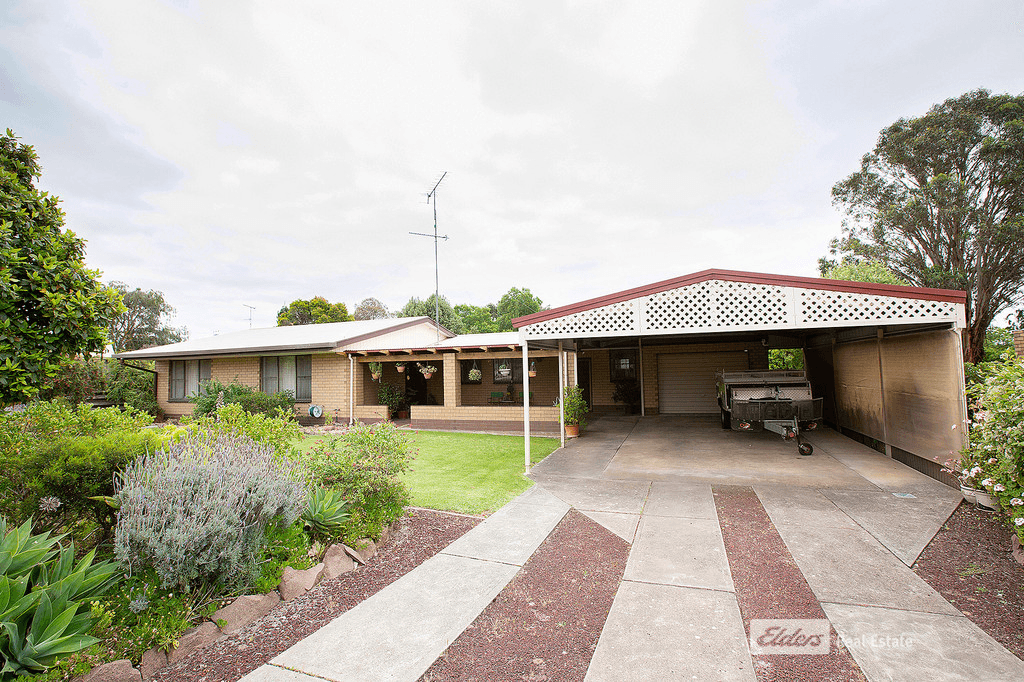 3 FOURTH Avenue, NARACOORTE, SA 5271