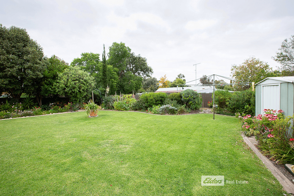 3 FOURTH Avenue, NARACOORTE, SA 5271