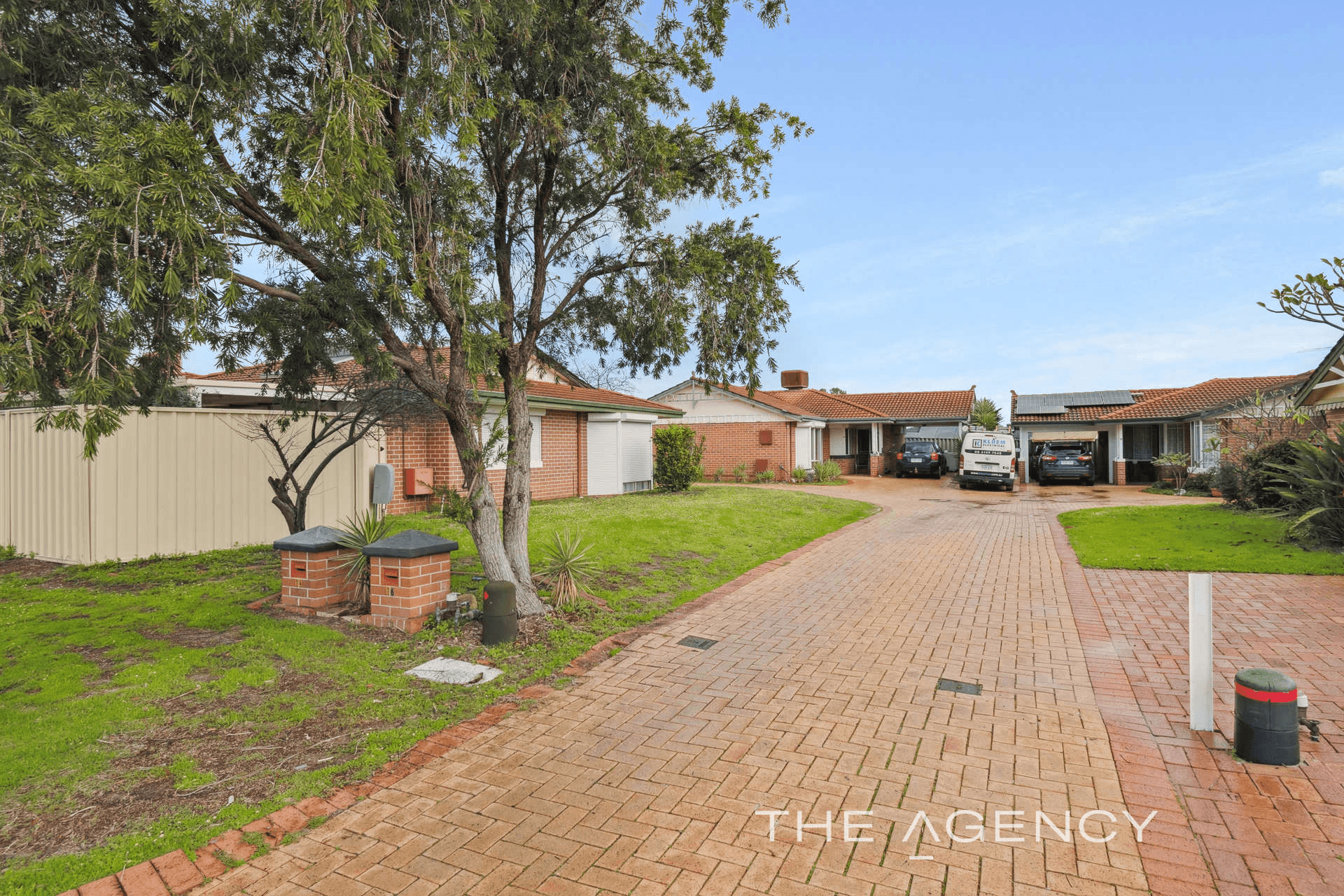 16 Towncentre Drive, Thornlie, WA 6108