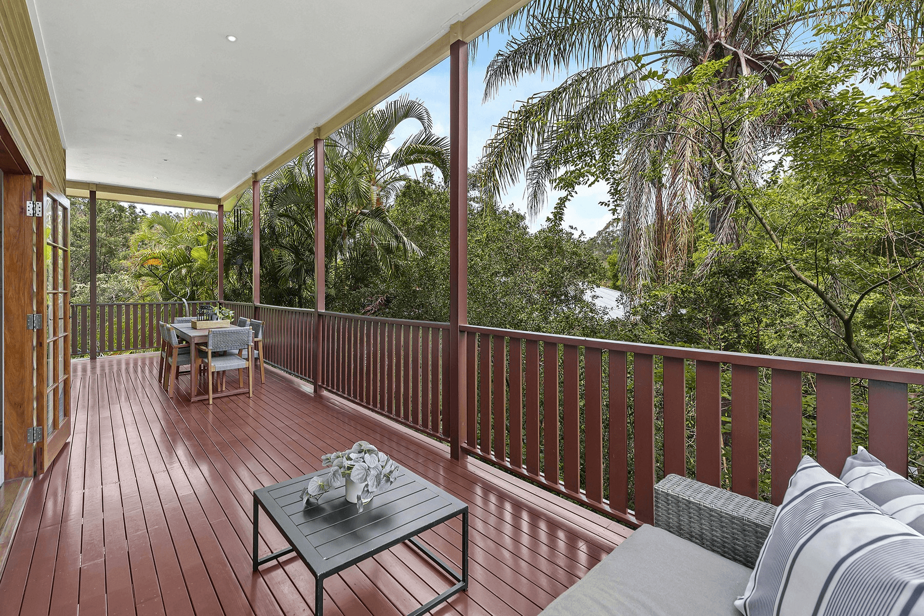 64 Jerrang Street, INDOOROOPILLY, QLD 4068