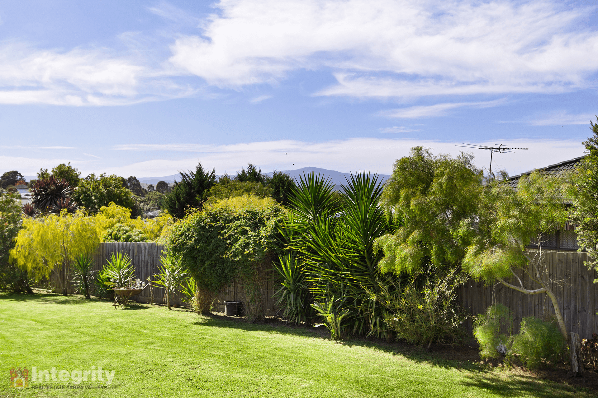 5 Irvine Crescent, Yarra Glen, VIC 3775