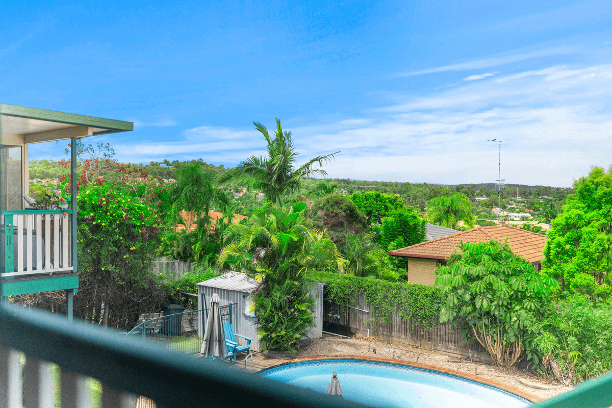 136 Barbaralla Drive, SPRINGWOOD, QLD 4127