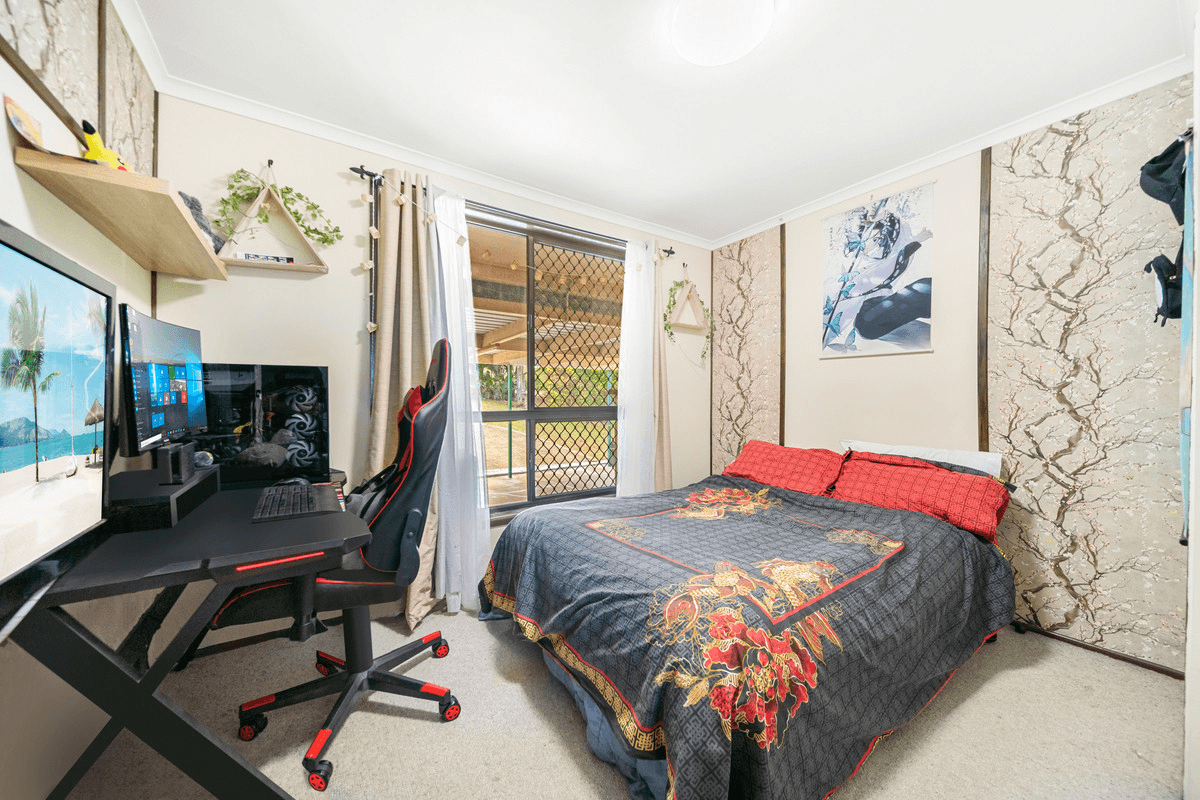 136 Barbaralla Drive, SPRINGWOOD, QLD 4127