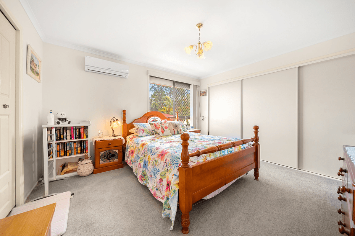 136 Barbaralla Drive, SPRINGWOOD, QLD 4127