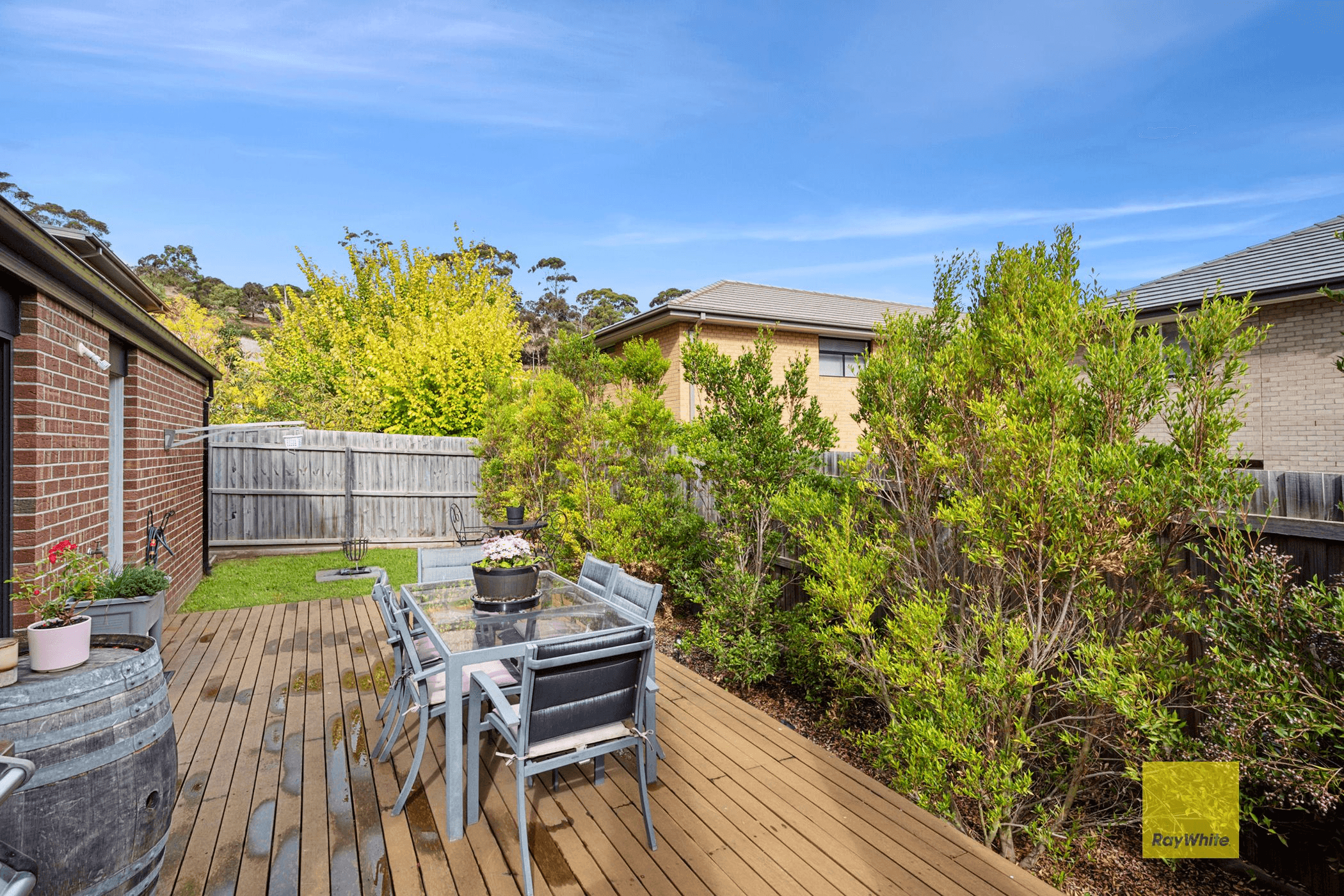 8 Schroeder Court, FYANSFORD, VIC 3218