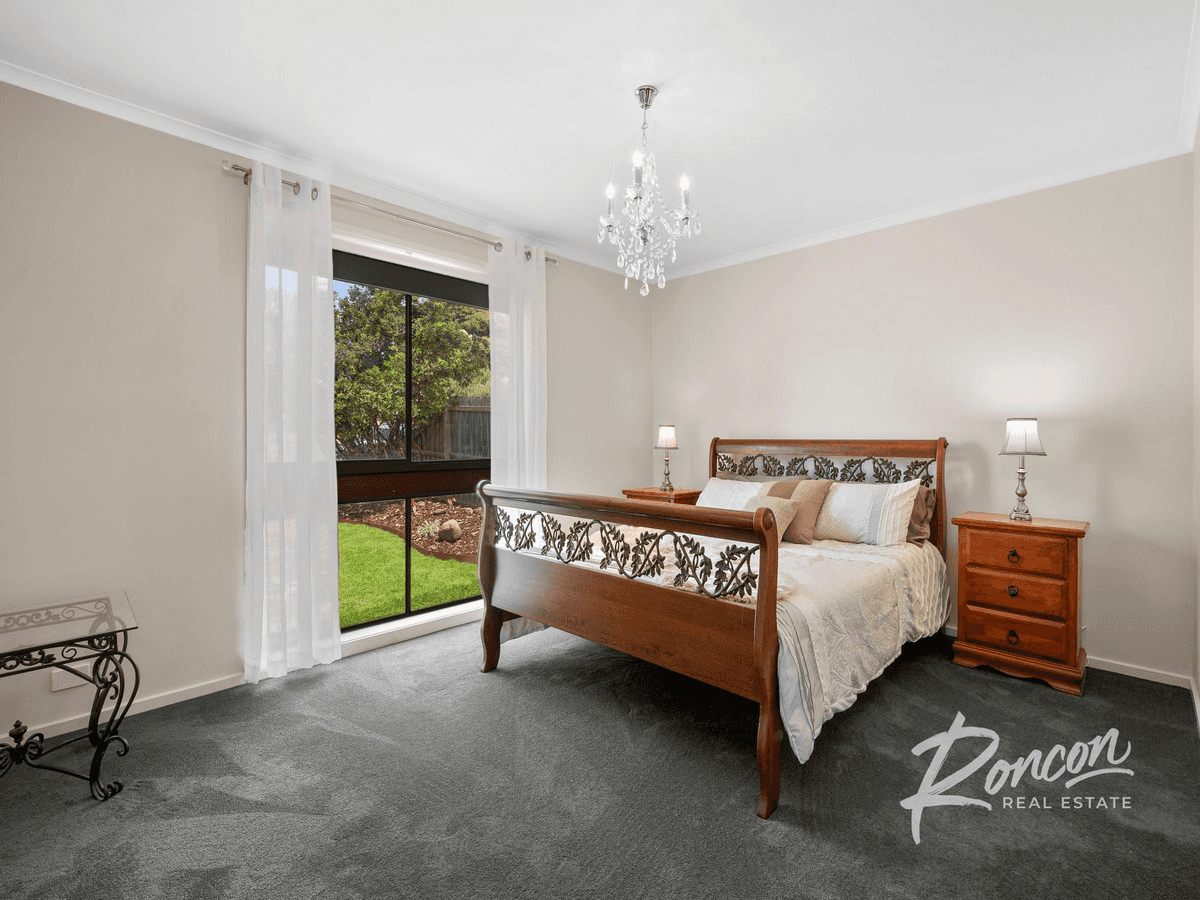 8 Heatherlea Court, Leopold, VIC 3224