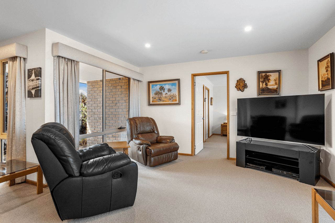 52 Charles Street, TRIABUNNA, TAS 7190