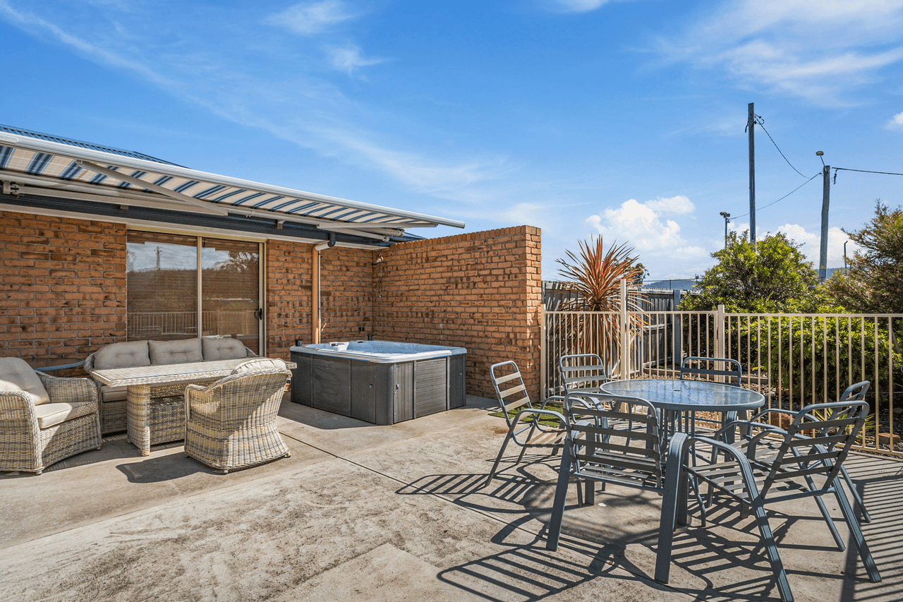 52 Charles Street, TRIABUNNA, TAS 7190