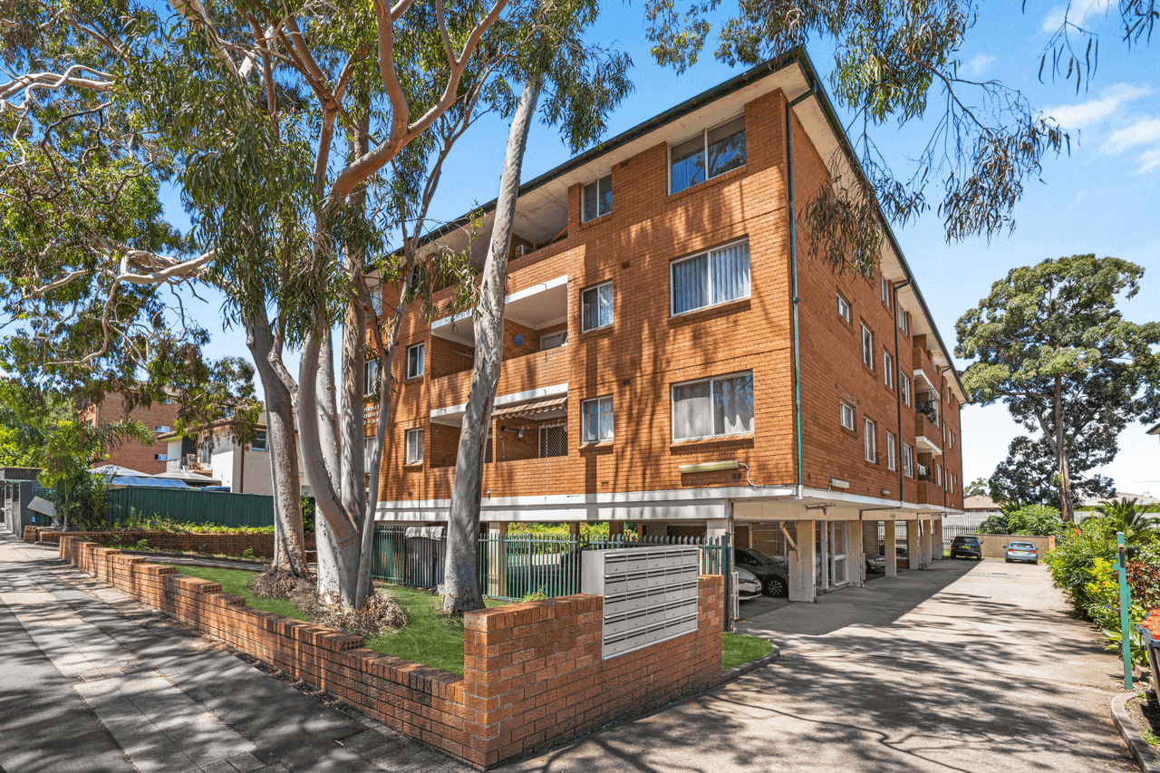 19/52-54 Speed Street, LIVERPOOL, NSW 2170