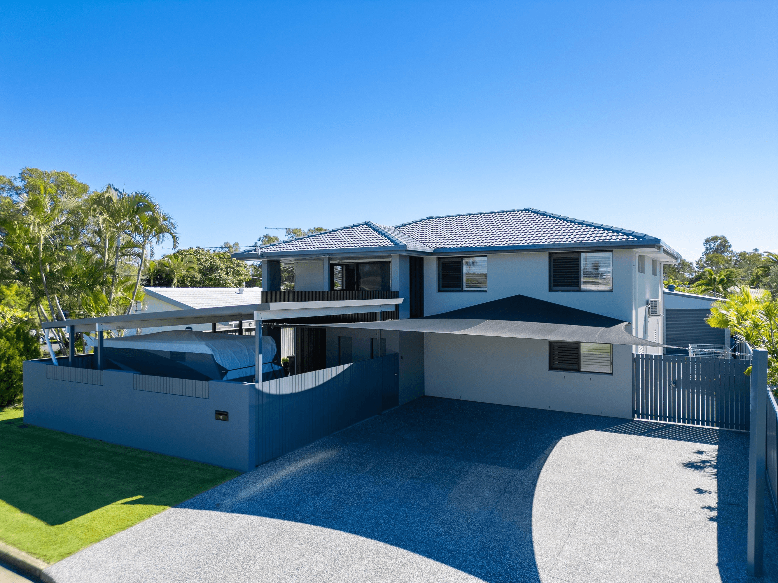 18 Beacon Crescent, Newport, QLD 4020