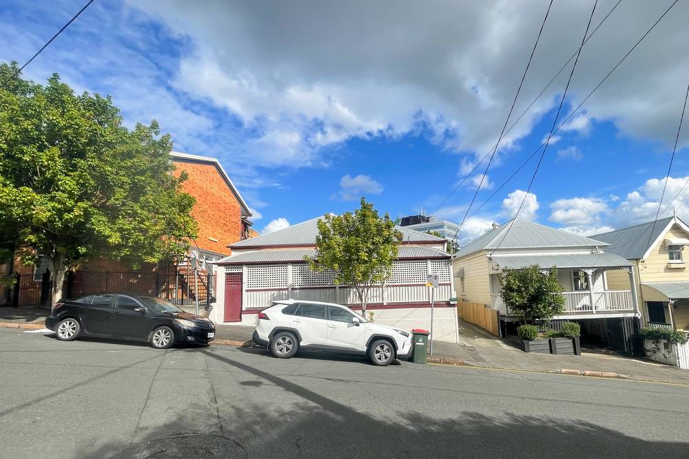 16 Cricket Street, Petrie Terrace, QLD 4000