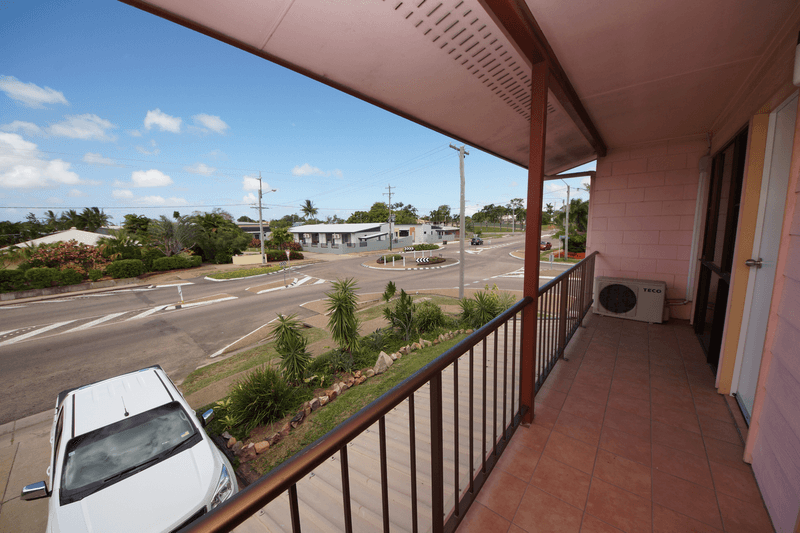 1/37-39  Chippendale Street, AYR, QLD 4807