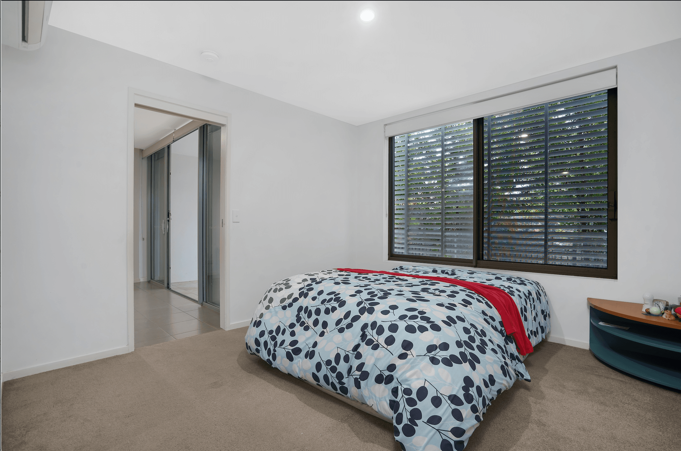 1122/6 Waterford Court, BUNDALL, QLD 4217