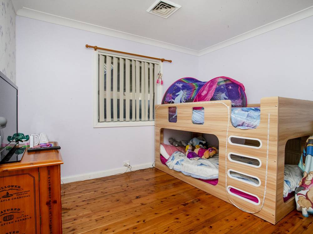 9 Little Street, CAMBRIDGE PARK, NSW 2747