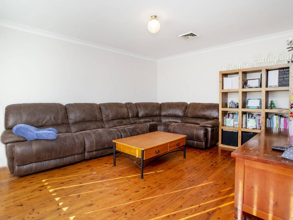 9 Little Street, CAMBRIDGE PARK, NSW 2747