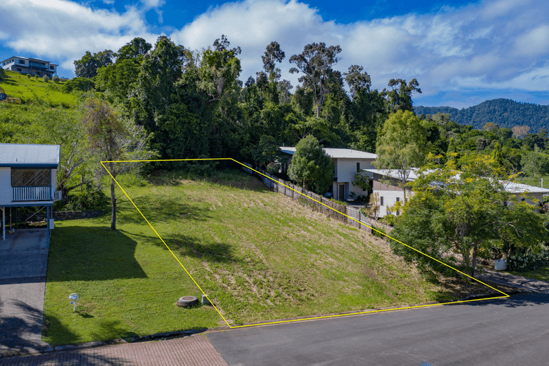 39 South Molle Boulevard, CANNONVALE, QLD 4802