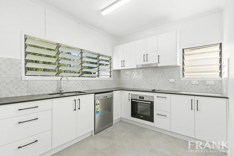 21 Sexton Street, Highgate Hill, QLD 4101