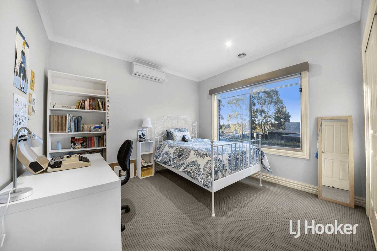 31 Hyde Park Terrace, POINT COOK, VIC 3030