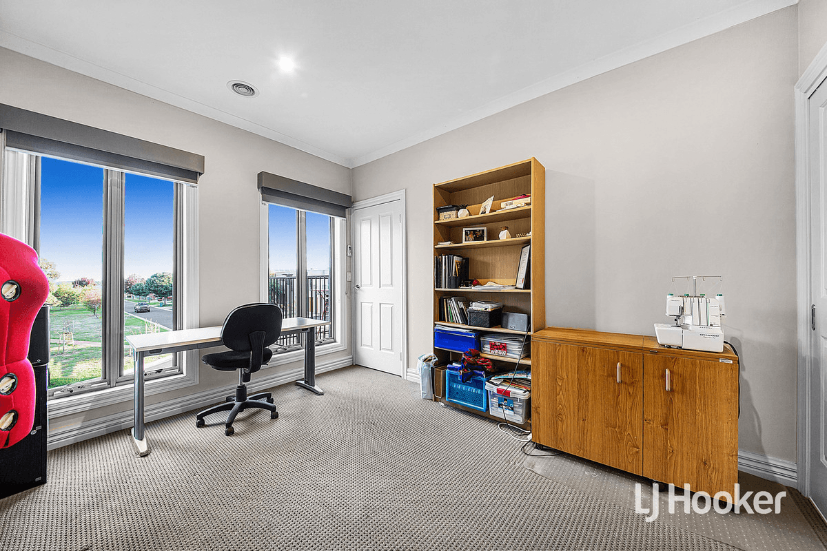 31 Hyde Park Terrace, POINT COOK, VIC 3030