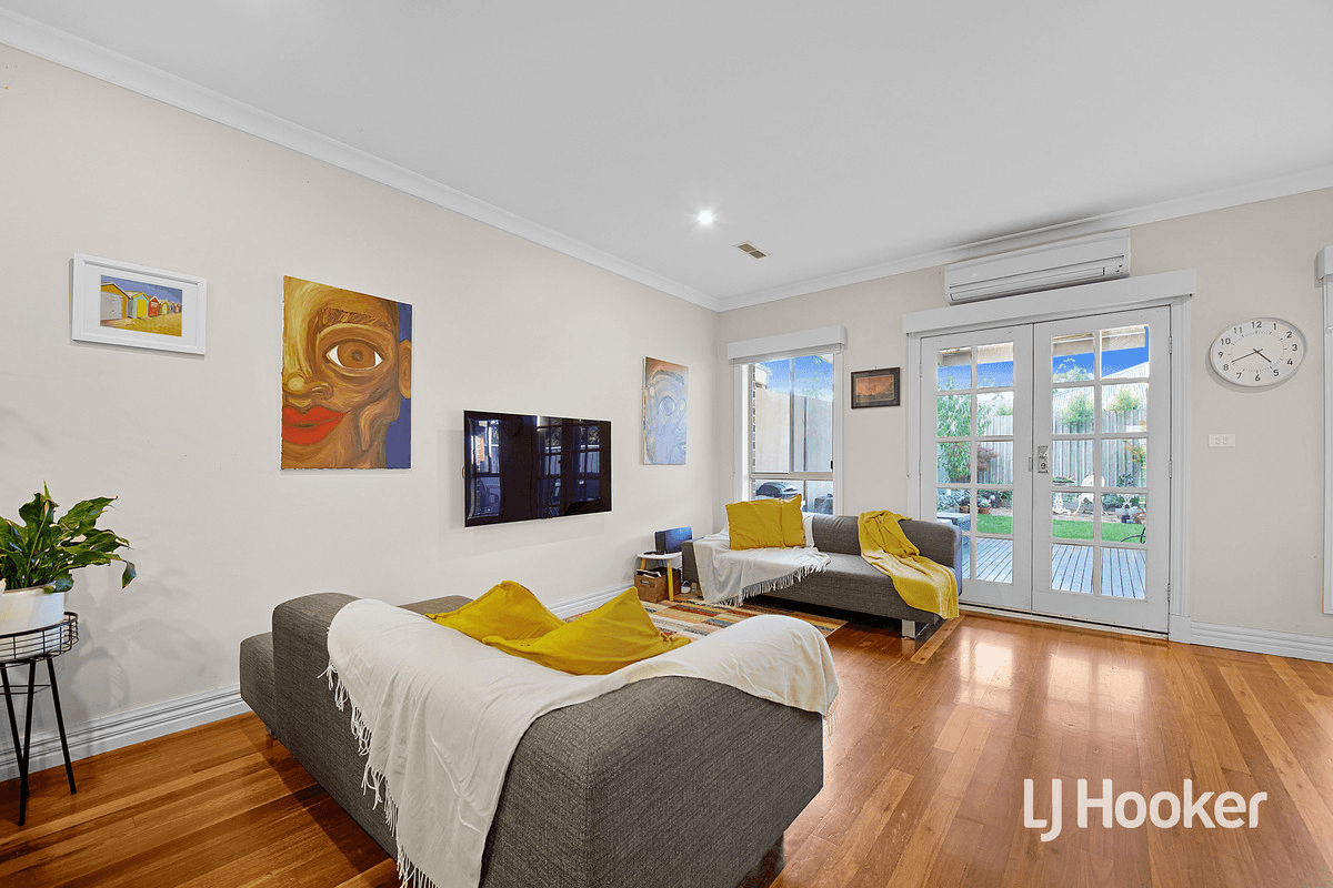 31 Hyde Park Terrace, POINT COOK, VIC 3030