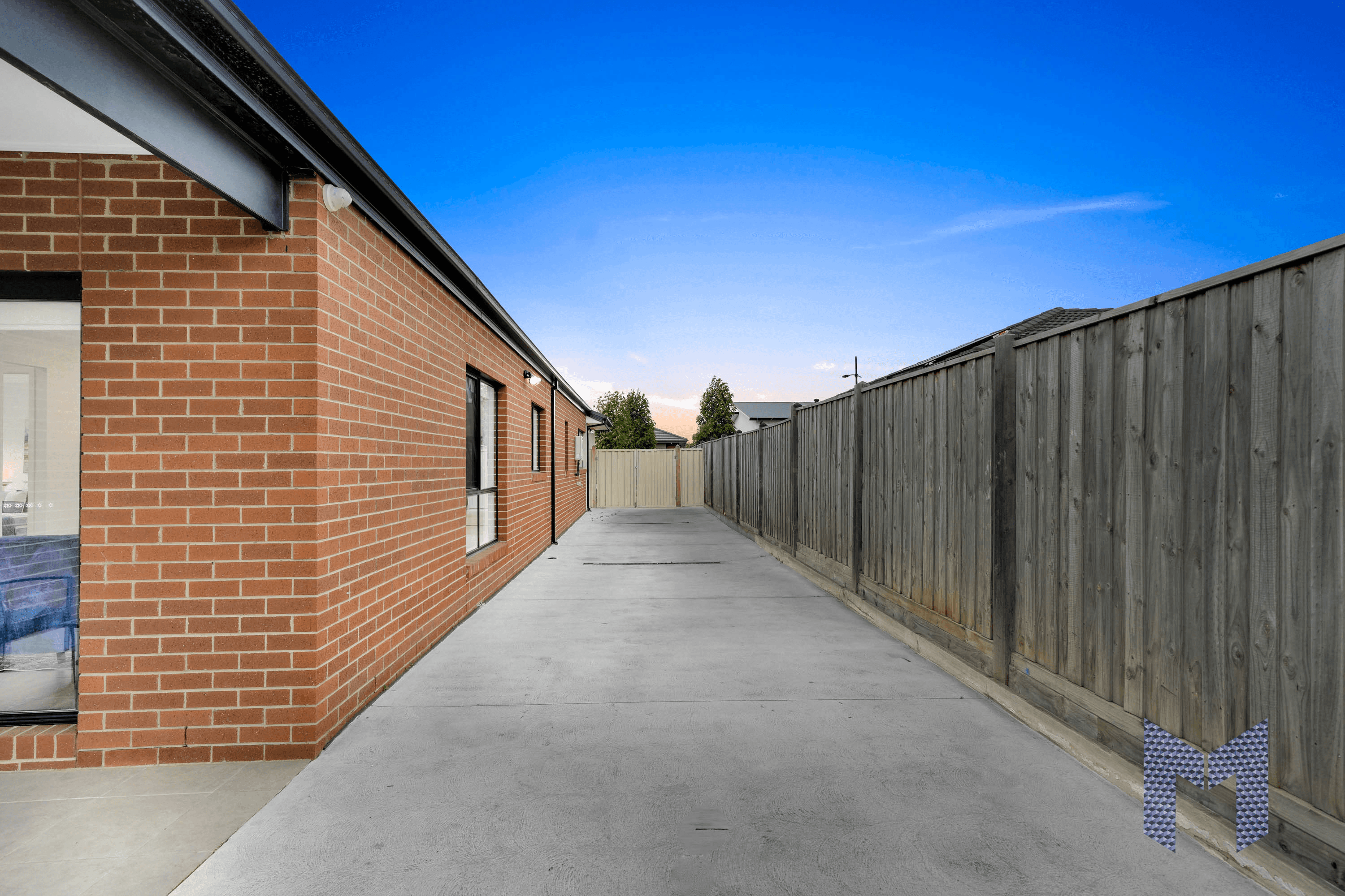 41 Grovedon Cct, Donnybrook, VIC 3064