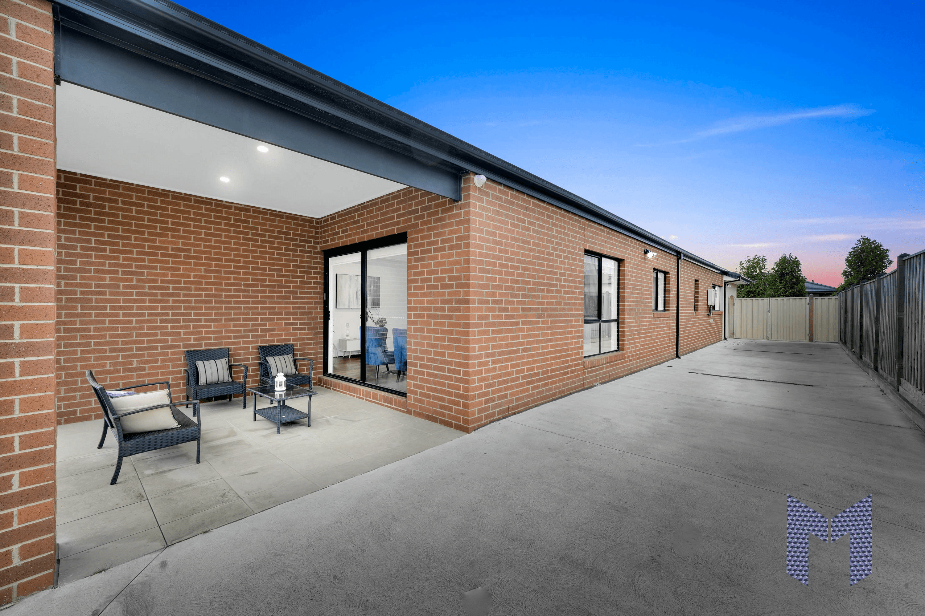 41 Grovedon Cct, Donnybrook, VIC 3064