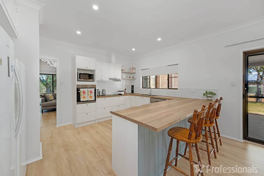 124 Lee Farm Road, Bushley, QLD 4702