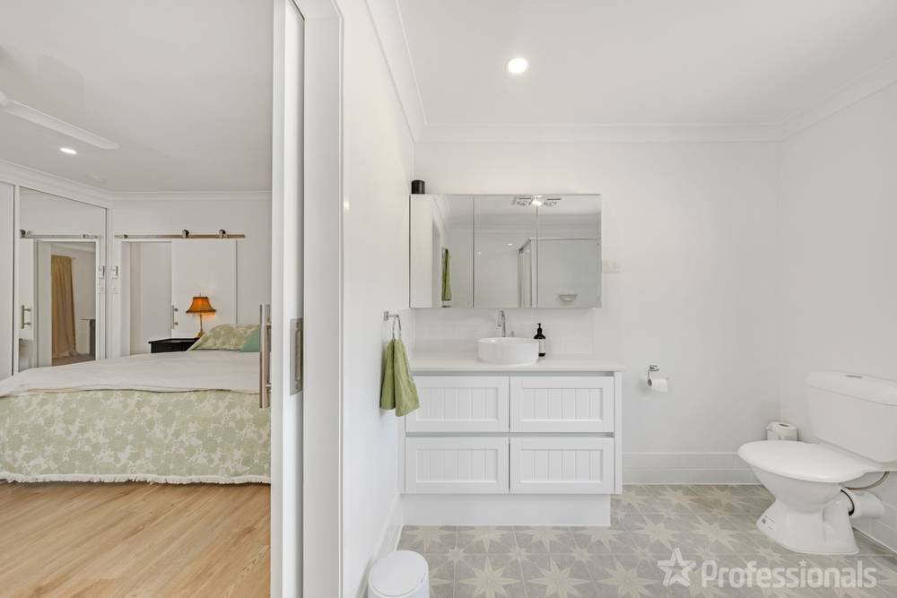 124 Lee Farm Road, Bushley, QLD 4702