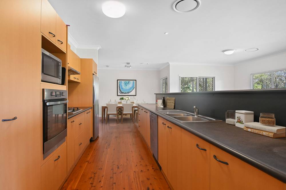 43 Westwood Drive, SAMFORD VALLEY, QLD 4520