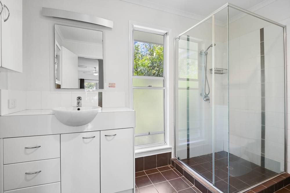 43 Westwood Drive, SAMFORD VALLEY, QLD 4520