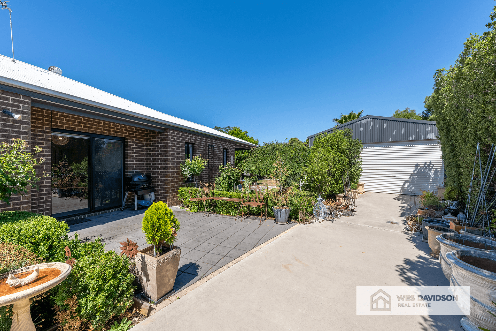 10 Perry Drive, Horsham, VIC 3400