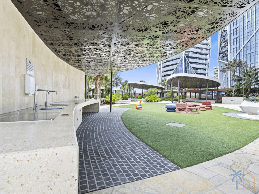 10808/36 Old Burleigh Road, SURFERS PARADISE, QLD 4217